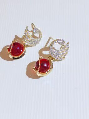 Swarovski inspired earrings Swan with red ruby